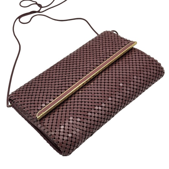 Vintage Beautiful Burgundy Metal Mesh Evening Clutch | Hand Bag - Picture 4 of 9